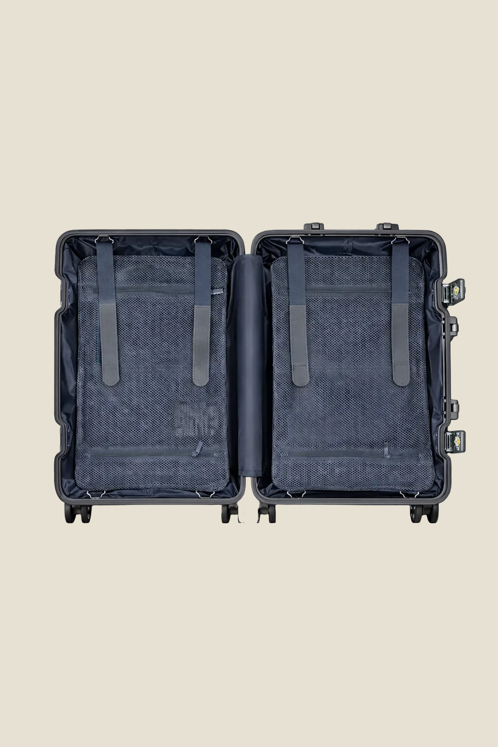CARRY-ON MILITARY