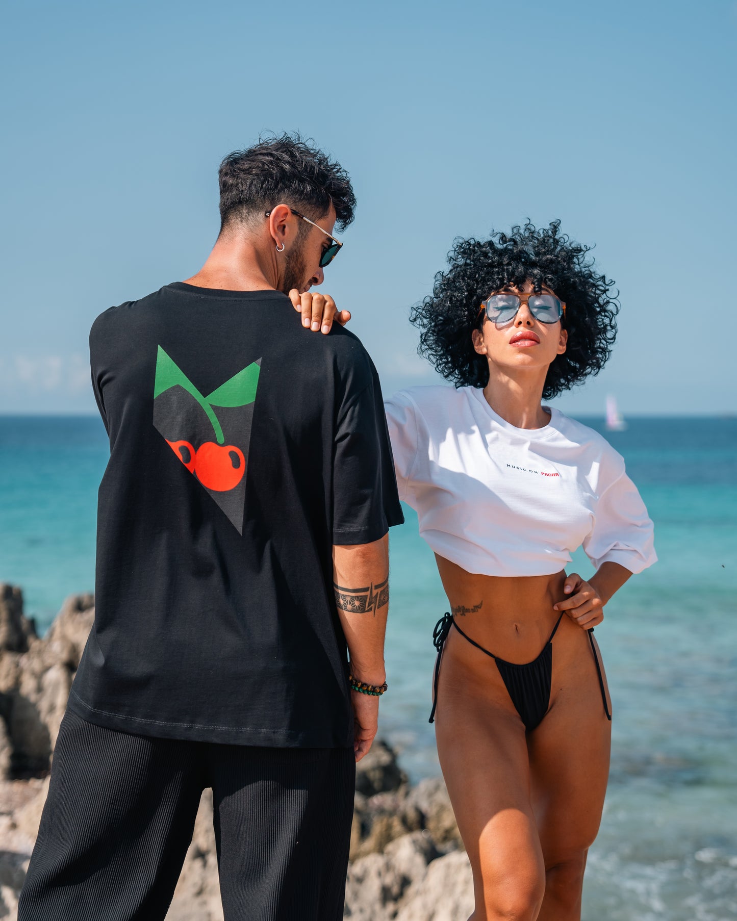 Pacha X Music on - edição limitada T -Shirt
