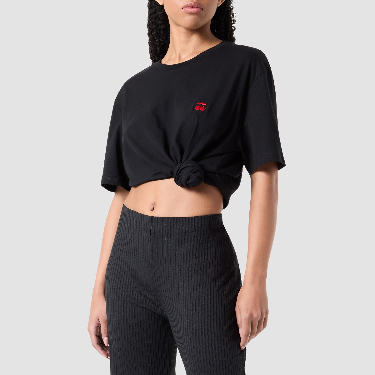 Camiseta Cereza Bordada Unisex