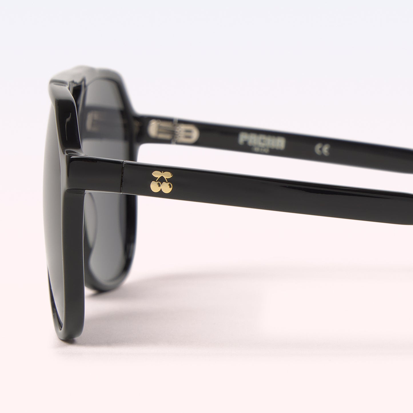 Lunettes de soleil aviateur