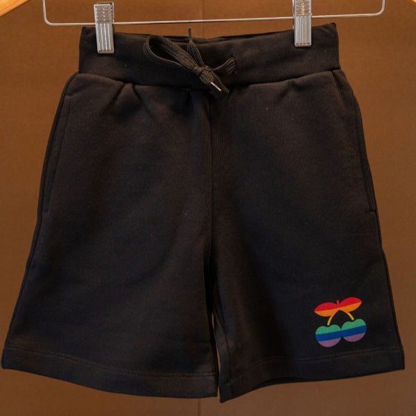 Niño Arcoiris curto