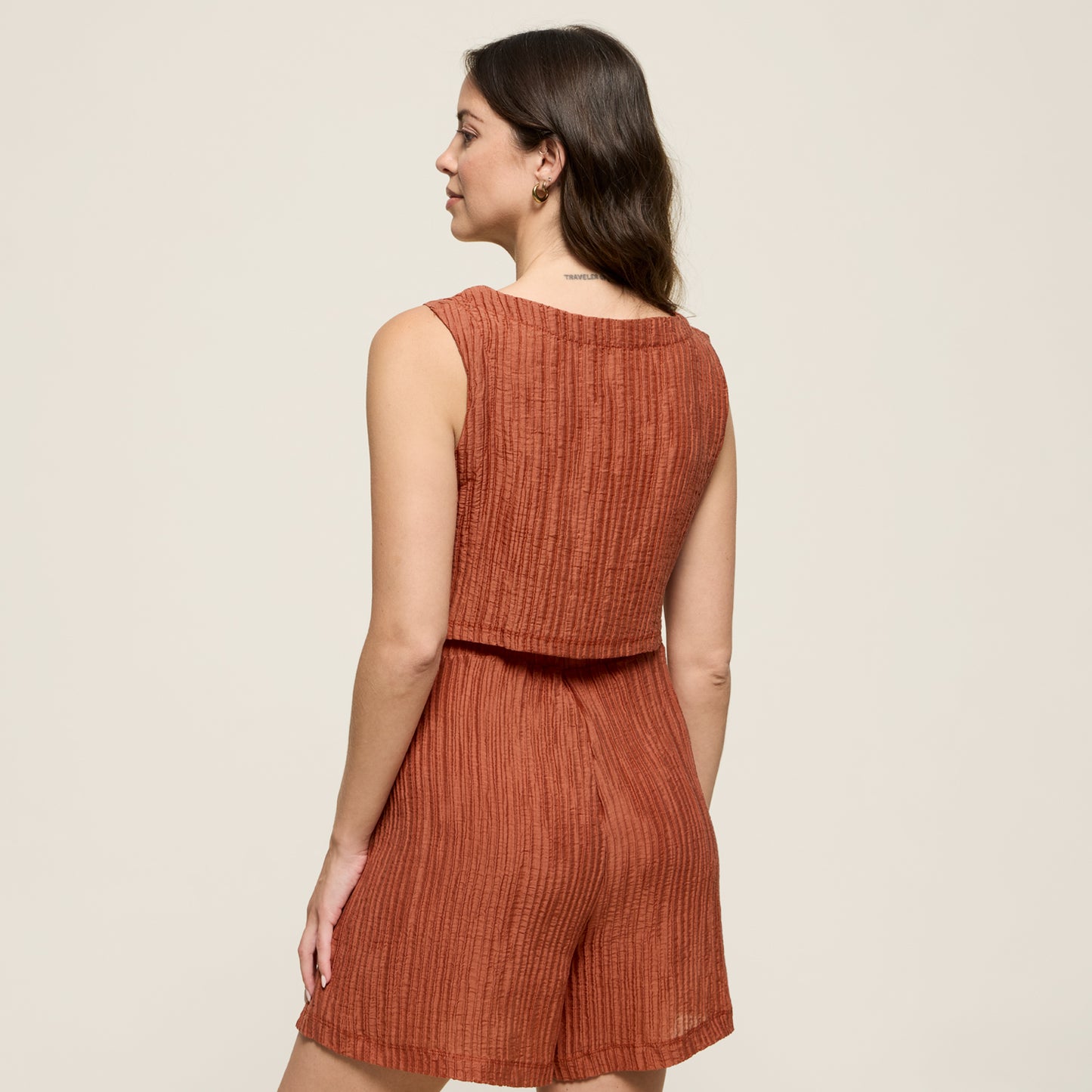 SHORT PLEATTED ORANGE
