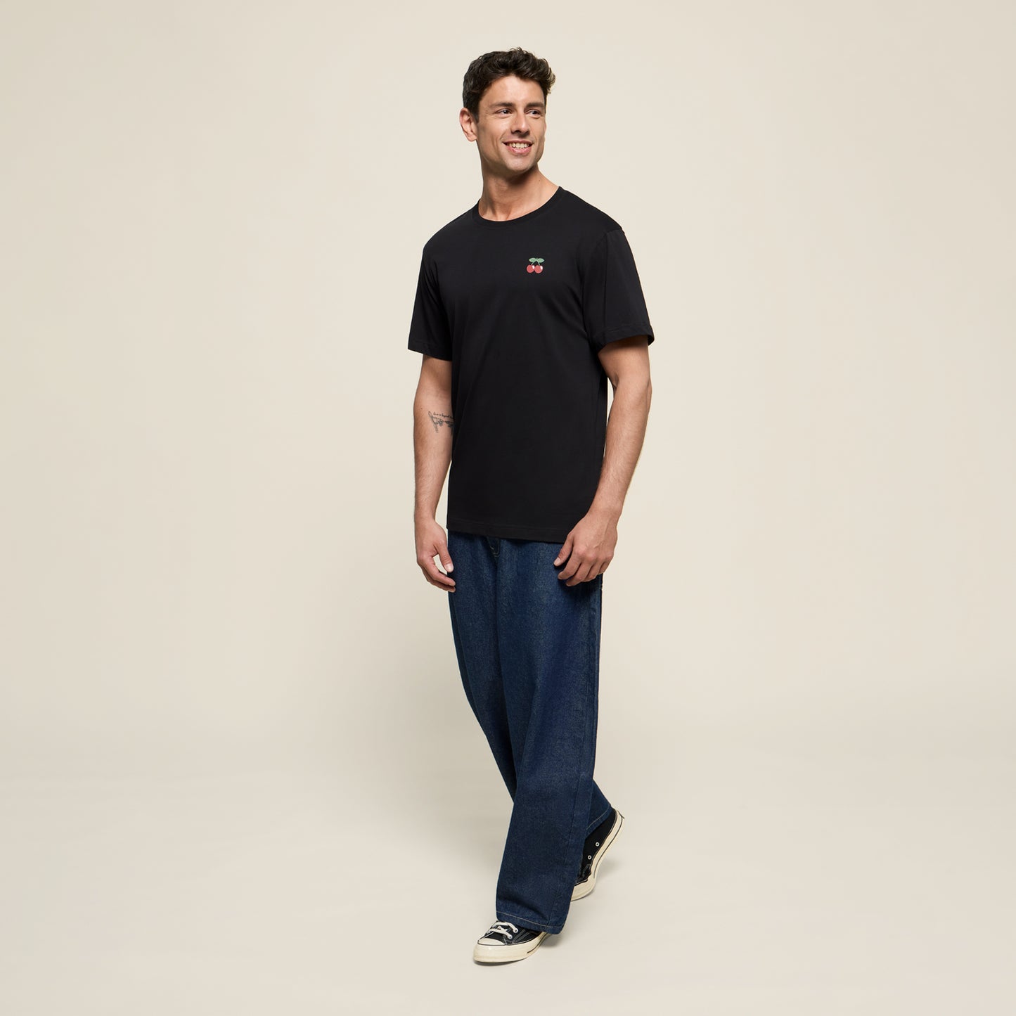 T-SHIRT BASIC POCKET BLACK