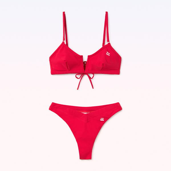 Naila Bikini